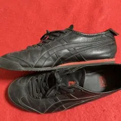 オニツカタイガー メキシコ 66スニーカー ブラックレザー レッドミッドソール