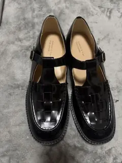 ブラック編み込みストラップシューズ