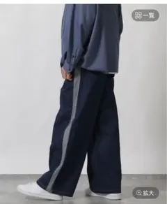 ✴︎ラコレ　LAKOLE✴︎ ラインデニムパンツのサムネイル