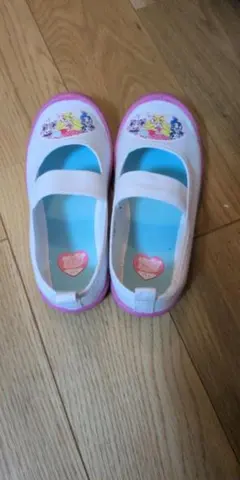 プリキュア　上履き 18.0　上靴【未使用に近い】