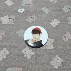 txt スビン 缶バッジ