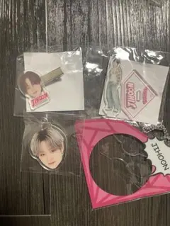 treasure ジフン 顔アクキー クリップ ミニアクスタ 缶バケース