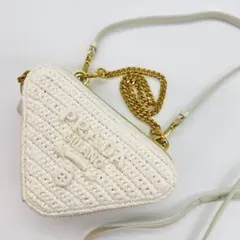 Item thumbnail for item 1c09e6b8-1135-4622-8302-6417b0a600df