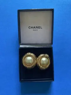 CHANEL ゴールドパール イヤリング