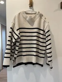▶︎アイボリーとブラックのストライプニットセーター