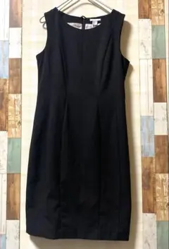 黒のノースリーブタイトワンピース フォーマル