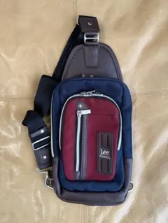 【値下げしました】Lee ボディバッグ ネイビー/ワイン