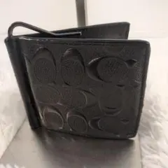 美品　コーチ マネークリップ エンボス シグネチャー 二つ折り カードケース