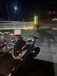 Honda PCX ブラック jf56後期型のサムネイル