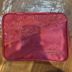 BRADELIS New York ランジェリーポーチ レッド　ノベルティのサムネイル
