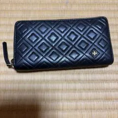 バオバオイッセイミヤケ 長財布 ラウンドジップ レザー キルティング 