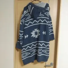 ノルディック柄　フード付　カーディガン　Lサイズ