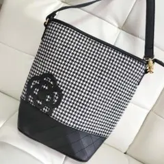 美品★CLATHAS　クレイサス　ショルダーバッグ