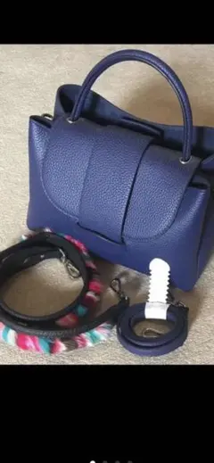 ZARA ミニシティバッグ ブルー