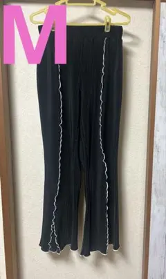 しまむら　プリーツ　メロウ　センタースリット　パンツ　Mのサムネイル