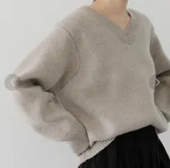 【美品】URBAN RESEARCH Vネックショート丈ニット ベージュ