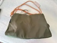 D.KELLY オリーブ色ショルダーバッグ