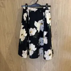 ⭐︎chesty⭐︎フラワースカート⭐︎のサムネイル
