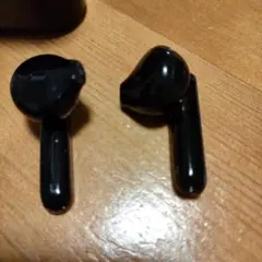 PHILIPS 完全ワイヤレス　インナーイヤフォン　TAT3265 充電ケース付