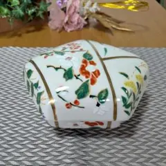 蓋付小物入れ 花鳥図 八角形 陶磁器 香合 - メルカリ