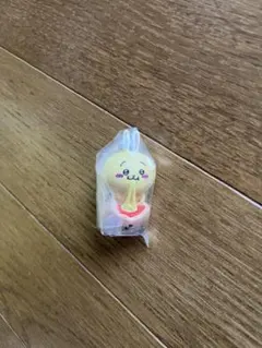 ちいかわ　たべものいっぱいマスコット　うさぎ　ピザまん