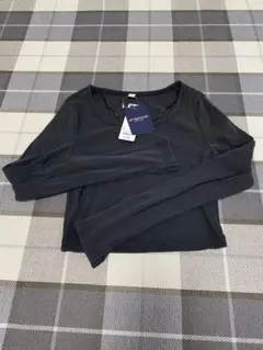 GU ウォッシュド　リプクロップドTシャツ