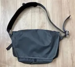 The North Face メッセンジャーバック