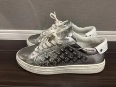 ジミーチュウ　ROME JC ロゴ　スニーカー　メタリック　型押しのサムネイル