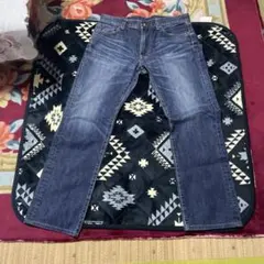 ユニクロジーンズW34デニムパンツ