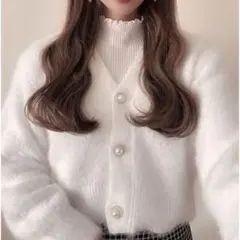 ホワイト Vネック カーディガン GRL