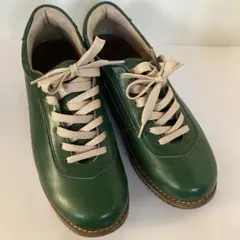 Item thumbnail for item 091e6cc3-caf3-477d-b450-1dbe64097f2f