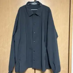 ダークグレー シンプルボタンシャツ