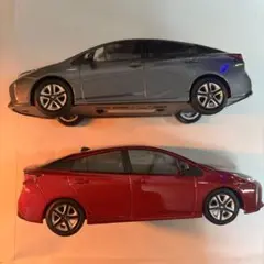 非売品 トヨタプリウス カラーサンプルミニカー 1/30　2台セット！のサムネイル
