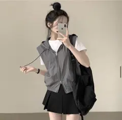 amood フード付き ジップアップ ベスト グレー