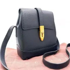 セリーヌ ショルダーバッグ ターンロック レザー ロゴ金具 ブラック 極美品
