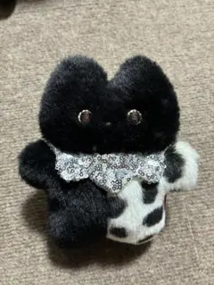 ハンドメイド ぬいぐるみ 猫 ねこ バッグチャーム付き 白黒 モノトーン ブチのサムネイル