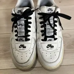 NIKE AIR FORCE 1のサムネイル