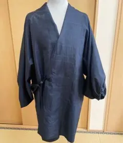 チリよけコート　道中着　水屋着　紺色 格子柄 袖口ゴム入り　洋服着物両用