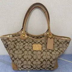 COACH ロゴ入りブラウンハンドバッグ