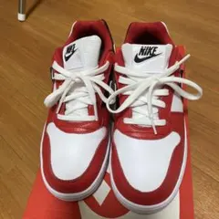 나이키 스니커즈 레드 화이트 블랙