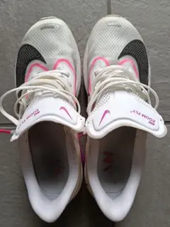 NIKE ZOOM FLY6