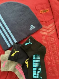 adidasニット帽＆PUMA靴下３足＆ブルークロスM Tシャツ３点セット