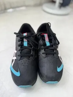 ASICSレーザービーム スニーカー ブラック/ブルー　24.5cm