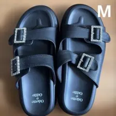 ビジュー付きブラックストラップサンダル M