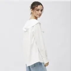 【美品】フリルカラーブラウス　白