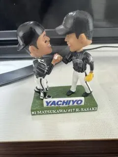 千葉ロッテマリーンズ　フィギュア　松川選手　佐々木選手