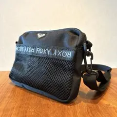 【新品未使用】ROXY ロキシー ミニショルダーバッグ サコッシュ ブラックのサムネイル