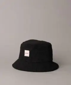 Calvin Klein バケハ