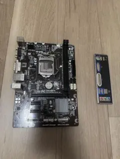 マザーボード