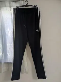 adidas Originals トラックパンツ ブラック Lのサムネイル